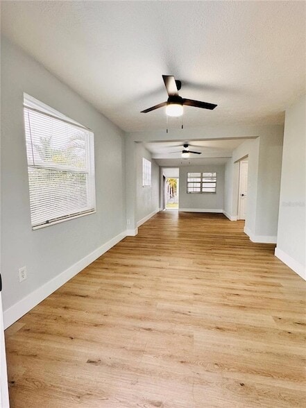 Building Photo - 2837 18th Ave N