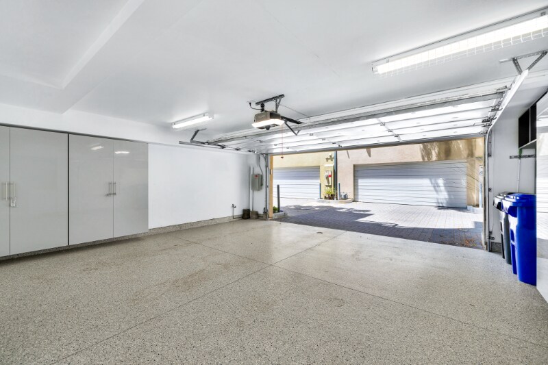 Building Photo - 2608 Lincoln Ave