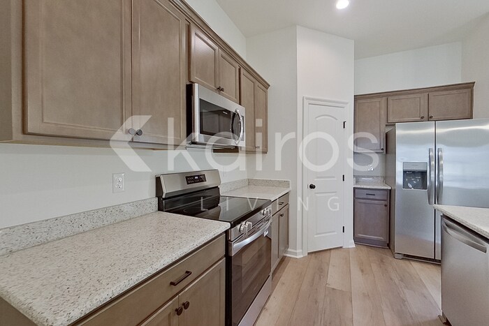 Building Photo - 200 Carencro St