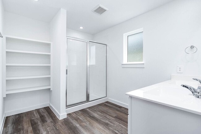 Building Photo - 1122 Fringed Bluestar Dr