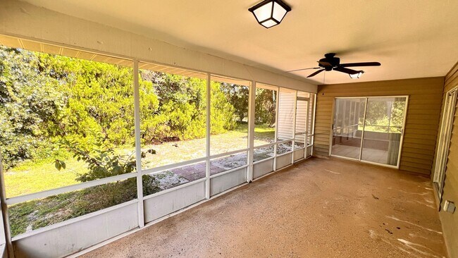 Building Photo - 23 Winding Woods Trail