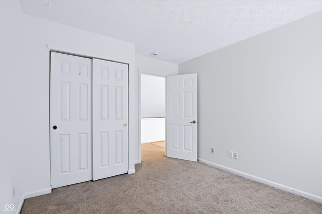 Building Photo - 7733 Park North Lake Dr