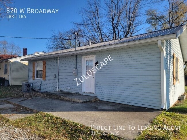 Building Photo - 820 W Broadway-