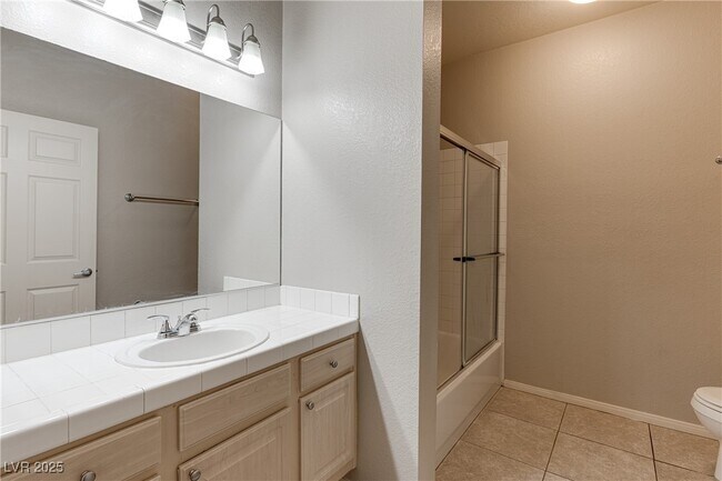 Building Photo - 5250 S Rainbow Blvd