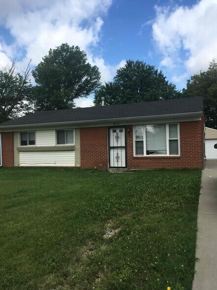 Primary Photo - 219 Blossom Rd