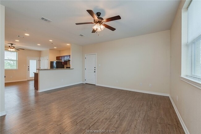 Building Photo - 1915 Dartmouth St