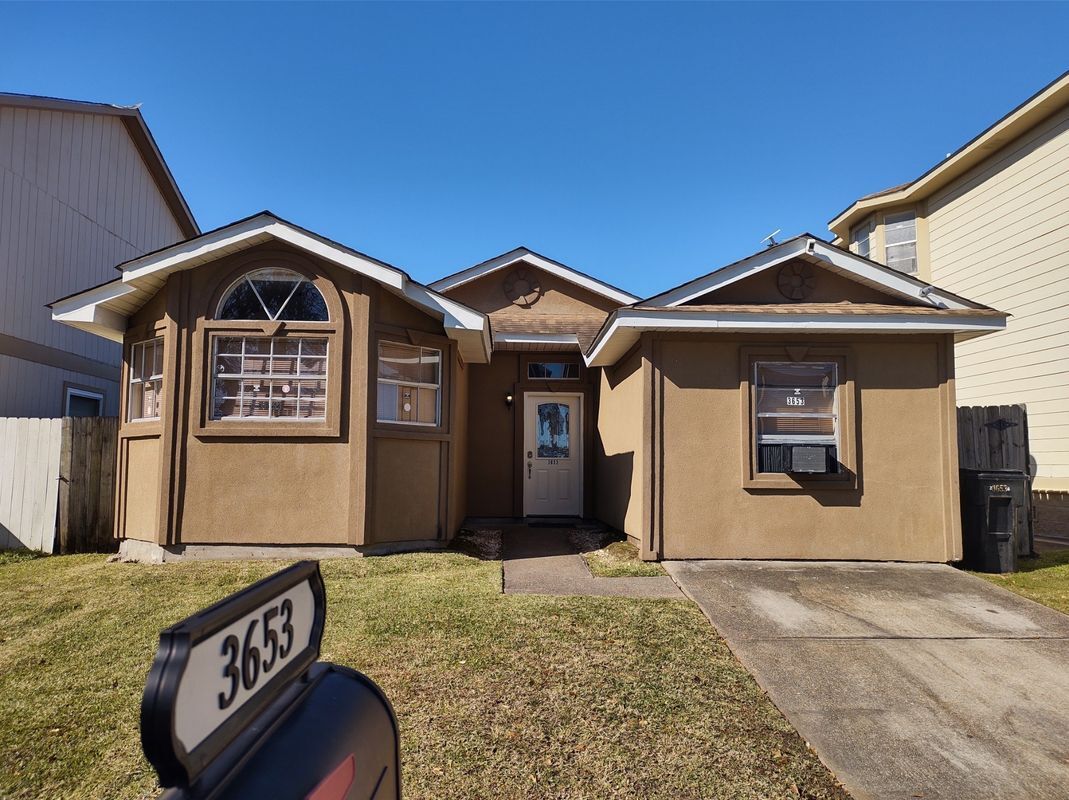 Building Photo - 3653 Timber Bluff Ln