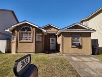 Building Photo - 3653 Timber Bluff Ln