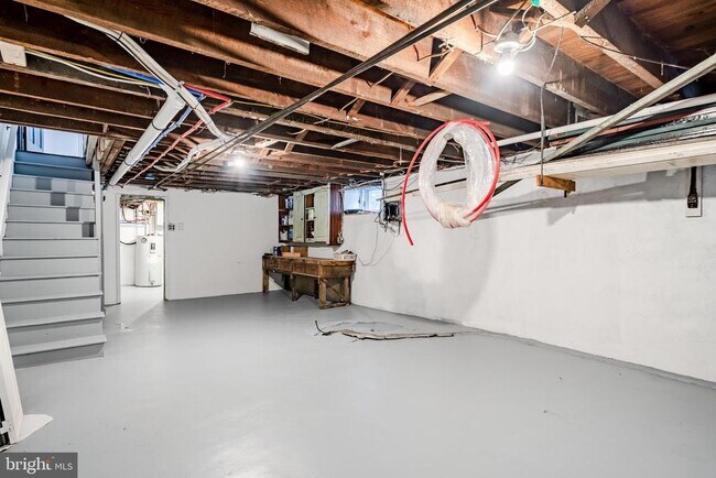 Building Photo - 310 W Biddle St