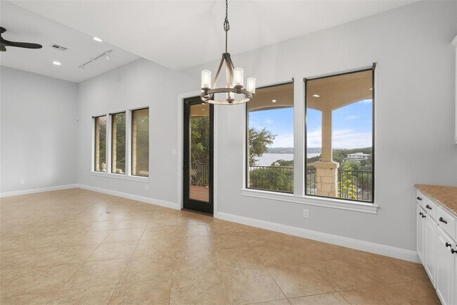 Building Photo - 17813 Kingfisher Ridge Dr