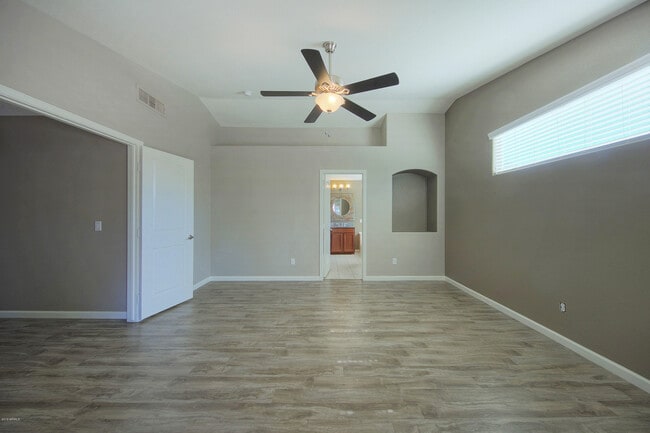 Building Photo - 8517 W Caribbean Ln