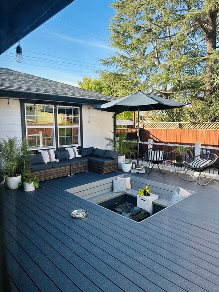 Building Photo - 1042 Madison Ave