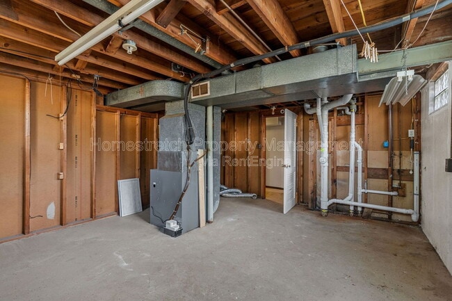 Building Photo - 2220 Argo Dr