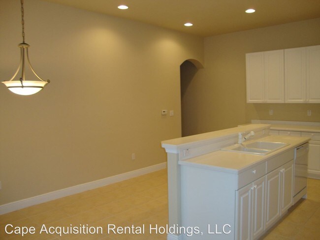 Building Photo - 2 br, 2 bath House - 13942 Bently Circle
