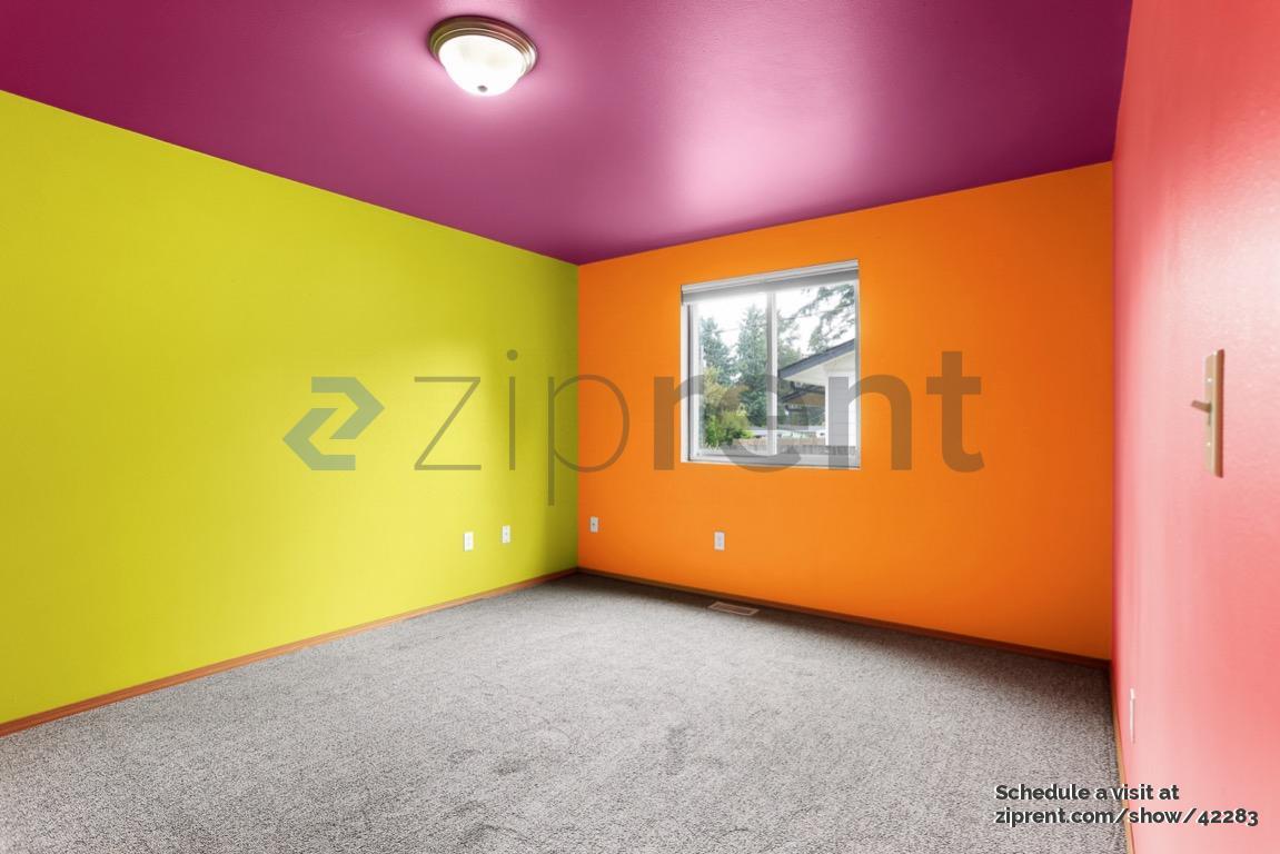 Building Photo - 35852 13th Ave SW