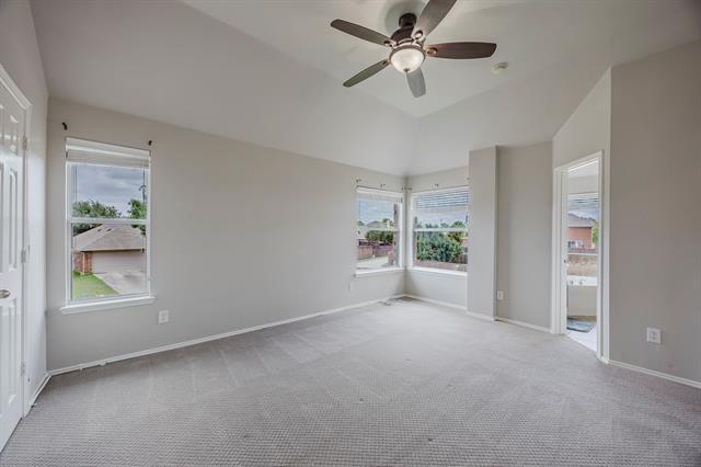 Building Photo - 11298 Bakersfield Dr