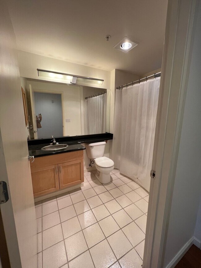 Building Photo - Belltown Loft Condo