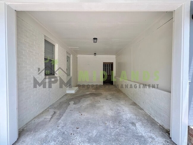 Building Photo - 202 Partridge Dr