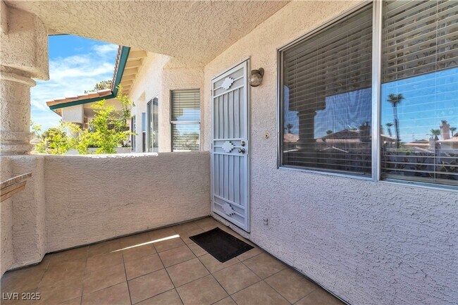 Building Photo - 1345 Cinder Rock Dr