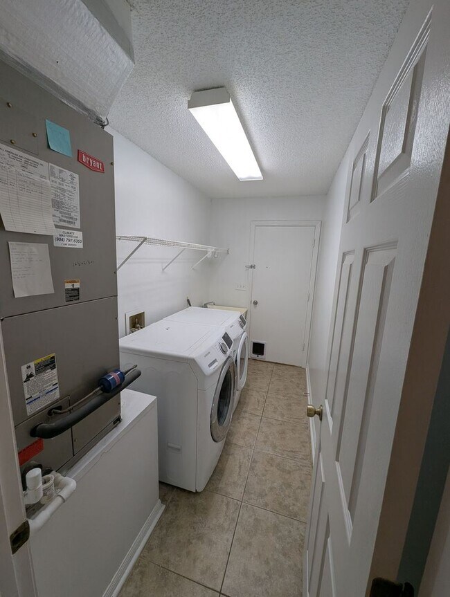 Building Photo - Charming 3 bed, 2 bath St. Augustine Shore...