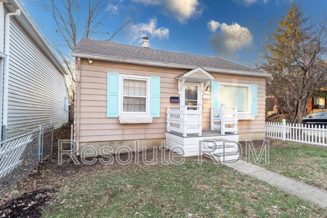 Building Photo - 1128 Sterling St