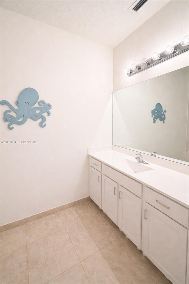 Building Photo - 10005 W Verona Cir