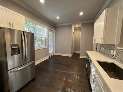 Building Photo - 8025 Linfield Way