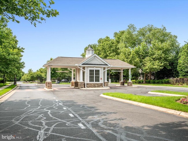 Building Photo - 44322 Stableford Square