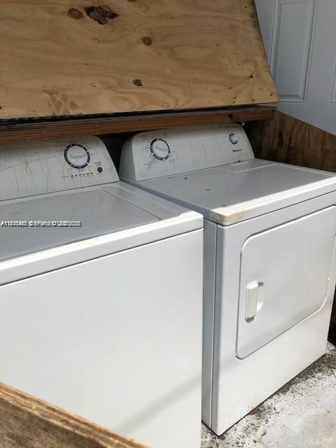 Building Photo - 904 SW 7th Terrace