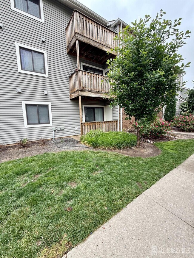 Primary Photo - 5205 Ravens Crest Dr