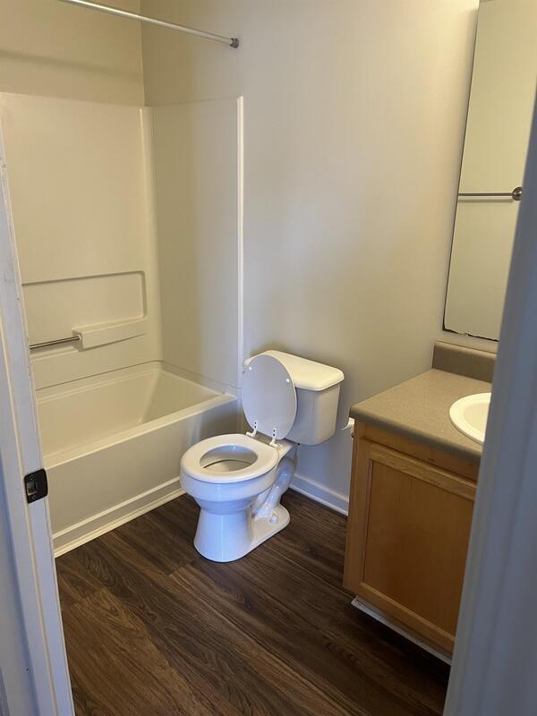 Building Photo - 1523 Harts Ridge Drive - 1