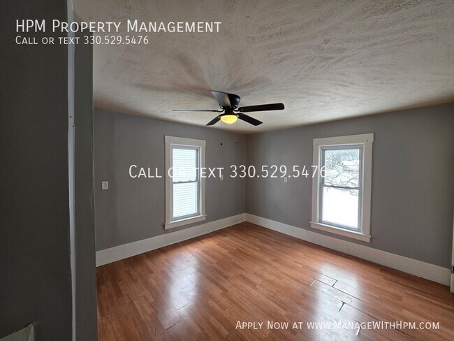 Building Photo - 111 Maple Ave SE