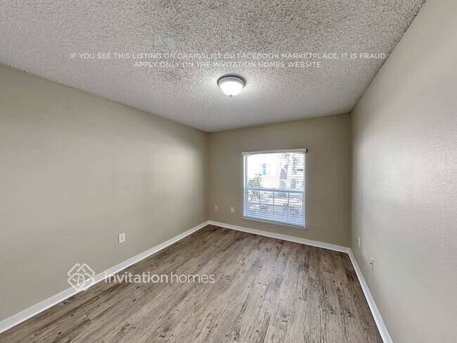 Building Photo - 10436 Opus Dr