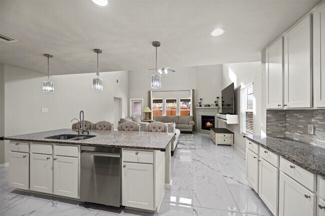 Building Photo - 2110 Artic Loon Dr