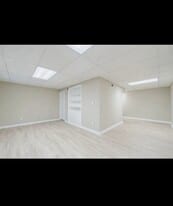 Building Photo - 1090 New Haven Dr SW
