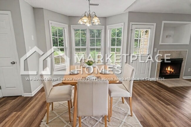 Building Photo - 225 Falcon Ridge Dr