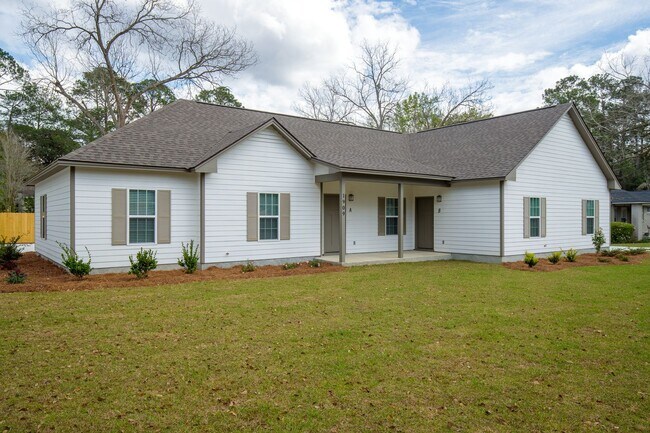 Building Photo - Beautiful duplex in Valdosta, Ga!