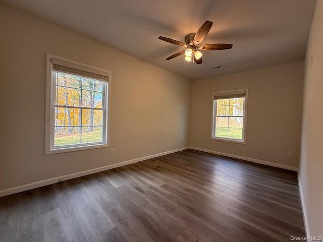 Building Photo - 135 Cooper Rd