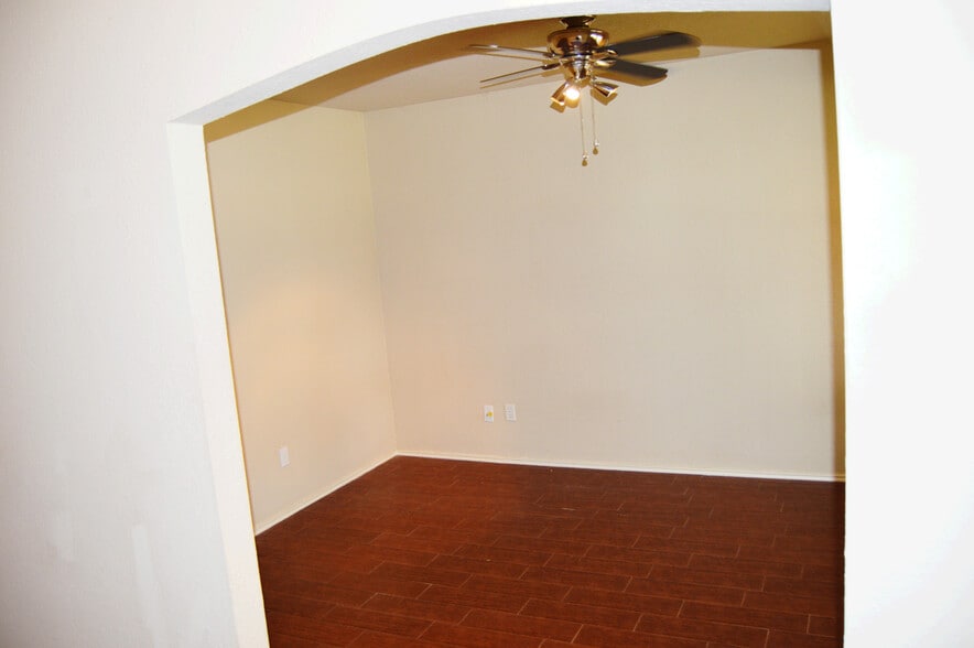 Nice sized office with tile flooring. - 23035 S Waterlily Dr