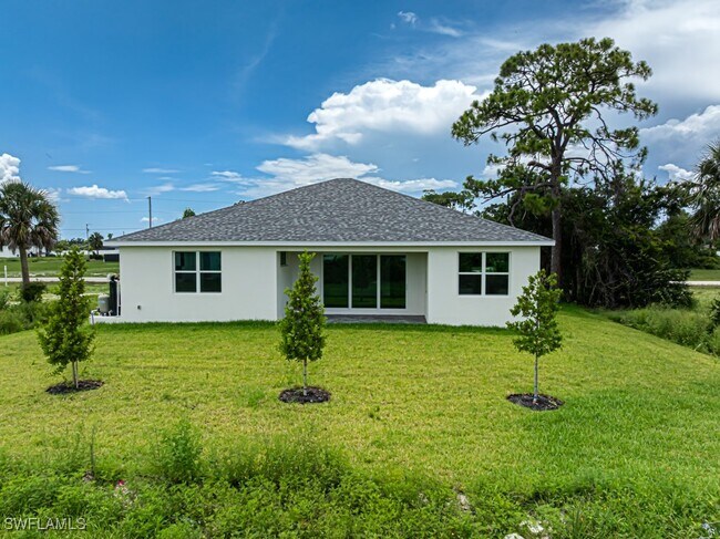 Building Photo - 4155 NW 38th St
