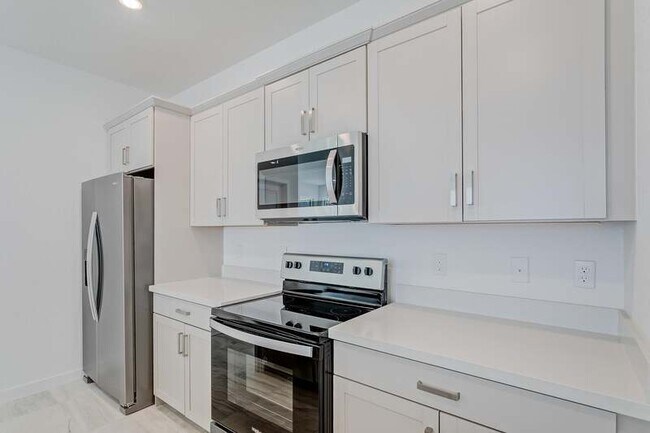 Building Photo - 7188 Trotwood Ln