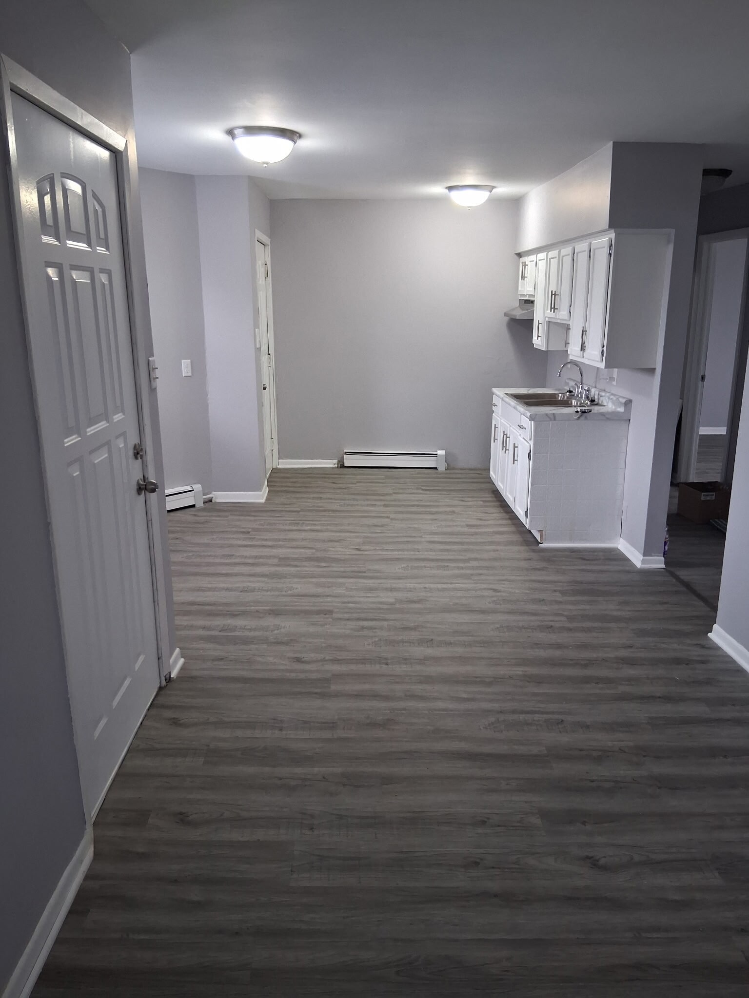 Kitchen - 254 E Jackson St