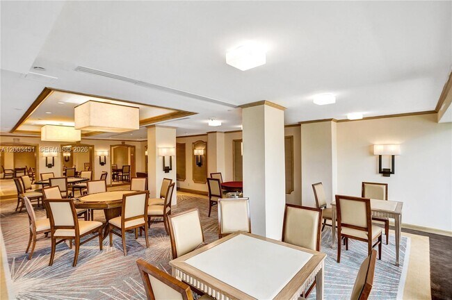 Building Photo - 19667 Turnberry Way