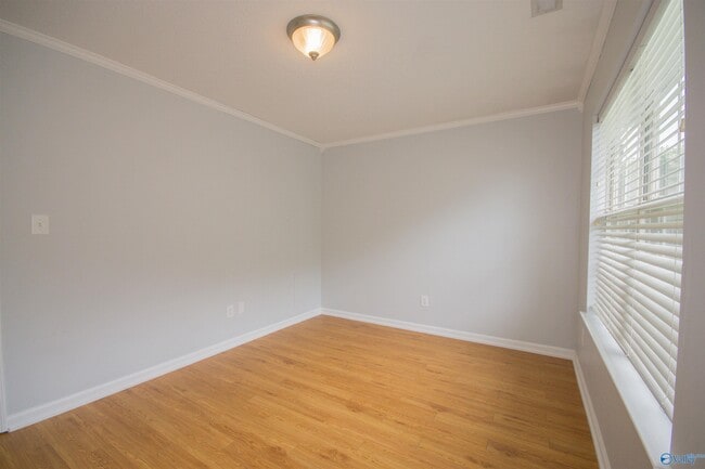 Building Photo - 277 Postwood Ct