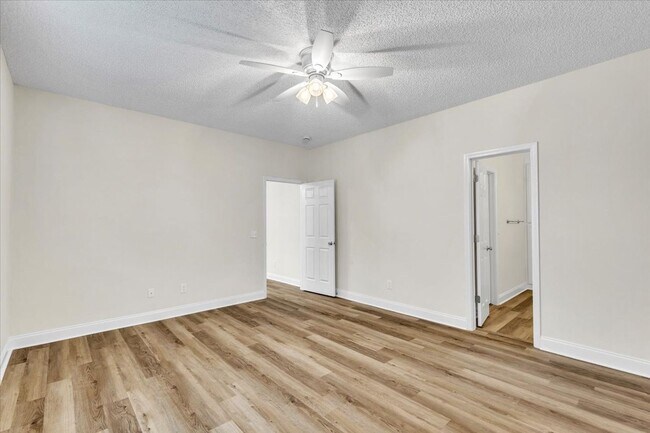 Building Photo - 3 Bed/2 Bath Home within Walking Distance to Richmond Hill Schools