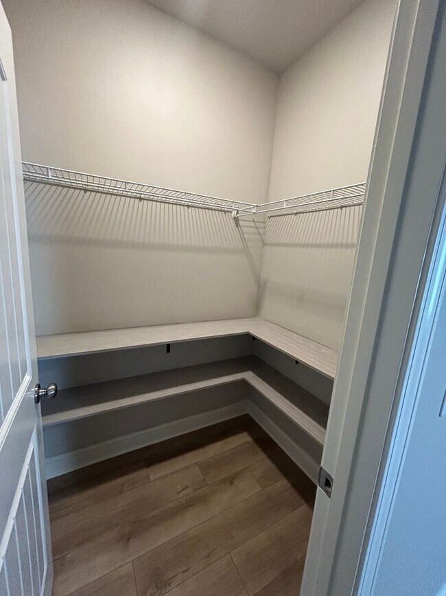 Building Photo - 108 Bridgemill Ave