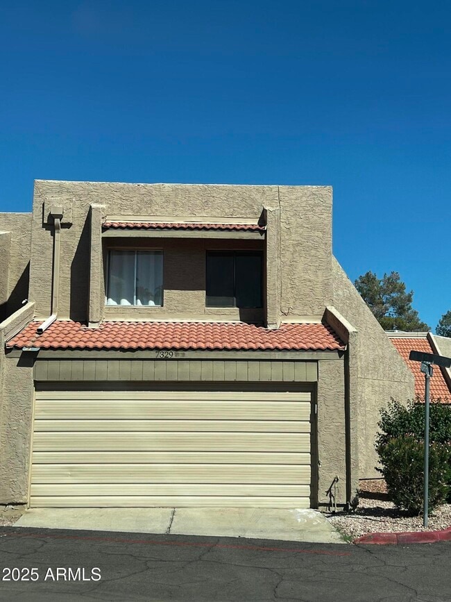 Building Photo - 7329 N 43rd Ln