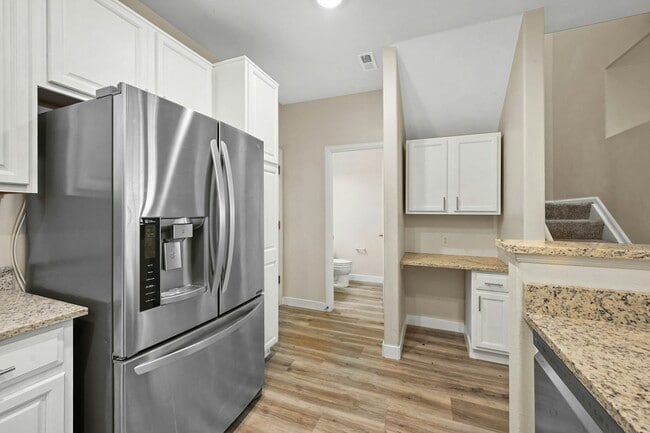 Building Photo - 8417 Stonybridge Cir