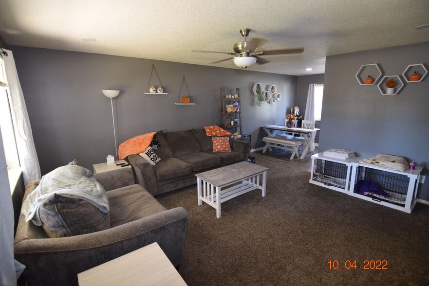 Building Photo - 408 Richard St