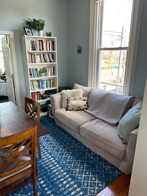 Building Photo - 516 Chapel St